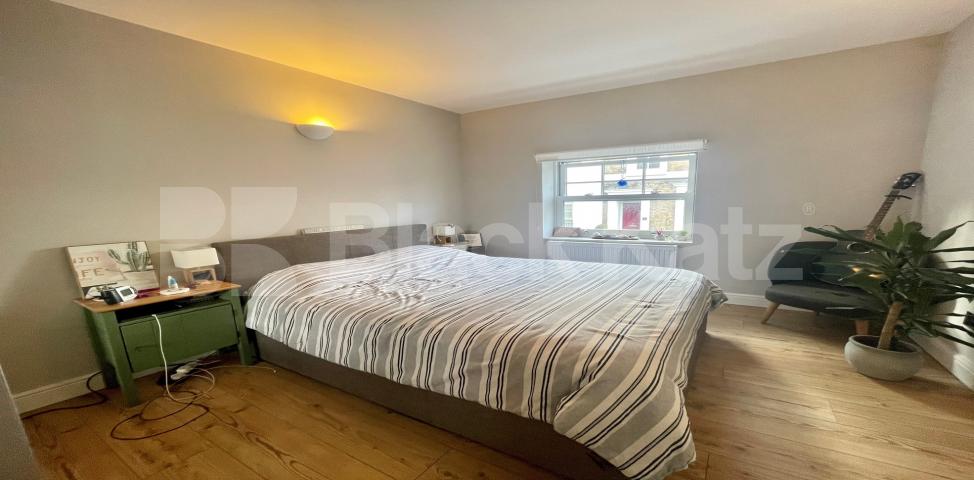			LET , 1 Bedroom, 1 bath, 1 reception Apartment			 Pensbury Place, Clapham Old Town